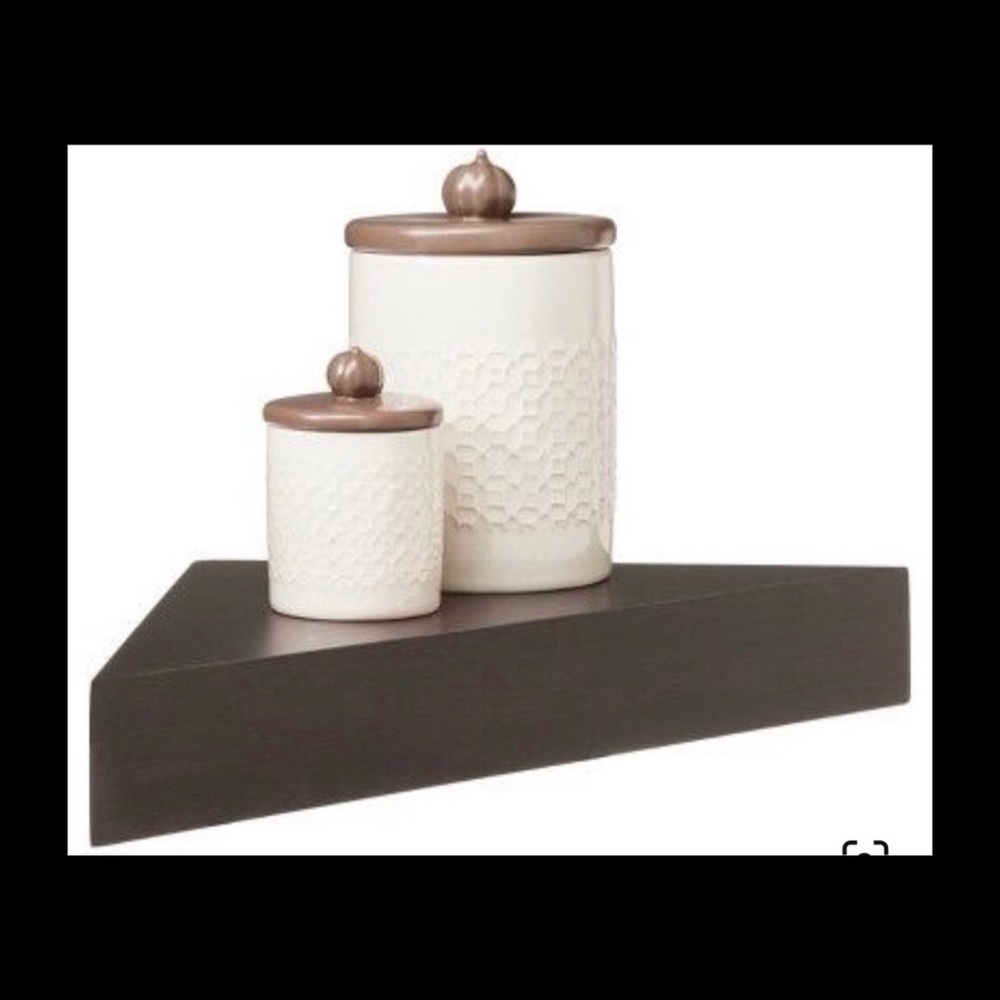 corner shelf from threshold ✨